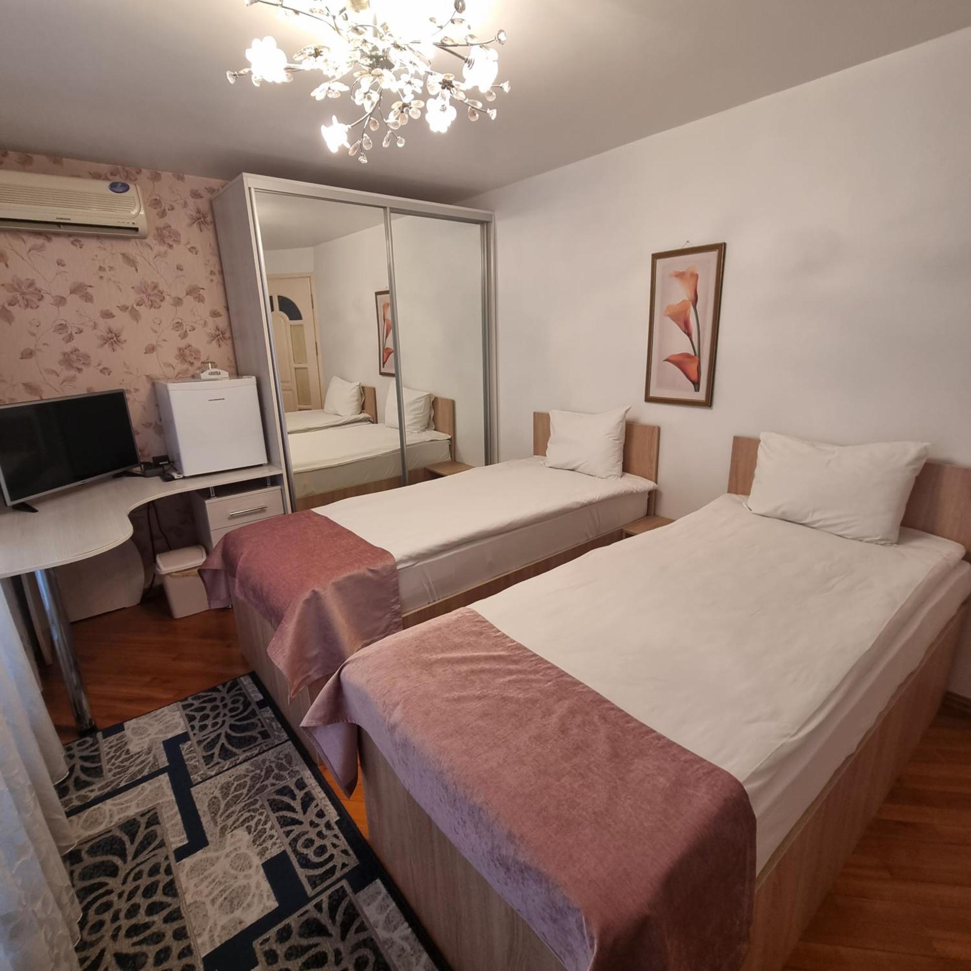 Hotel Home Sweet Home Chişinău Eksteriør billede