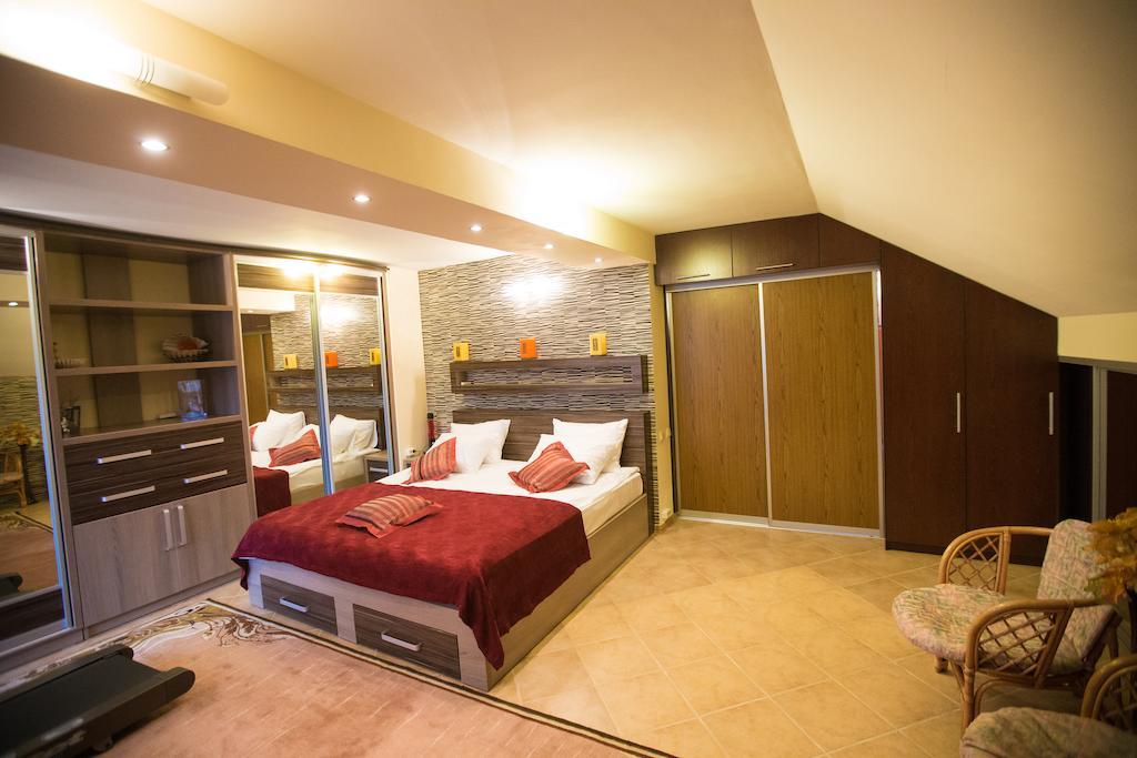 Hotel Home Sweet Home Chişinău Værelse billede
