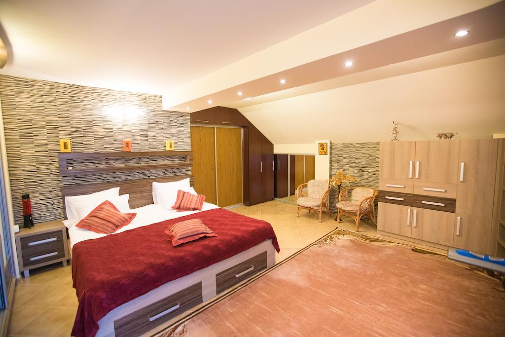 Hotel Home Sweet Home Chişinău Værelse billede